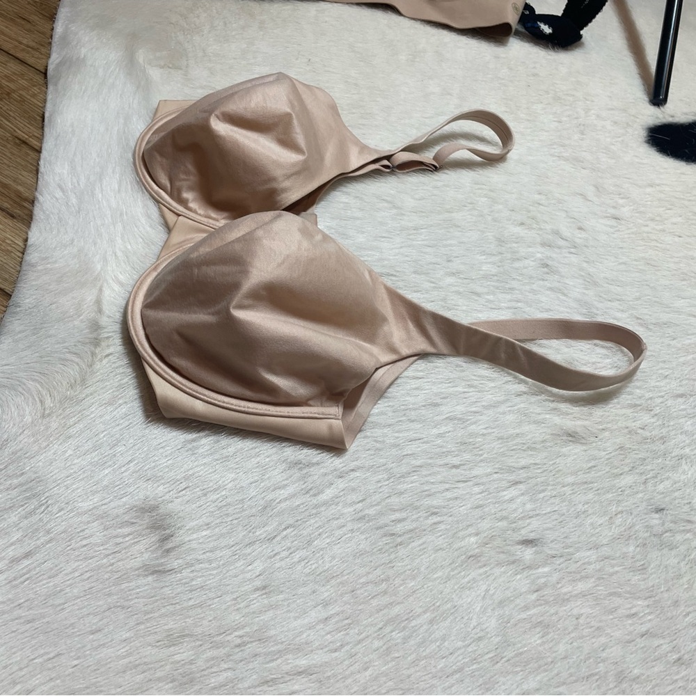 Spanx Pillow Cup Signature T-Shirt Bra - Picture 6 of 12